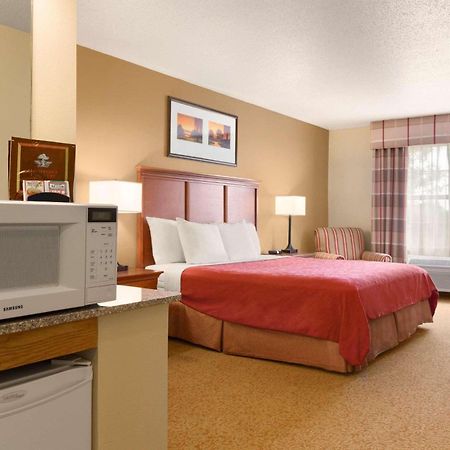 Country Inn & Suites By Radisson, Sycamore, Il Bagian luar foto